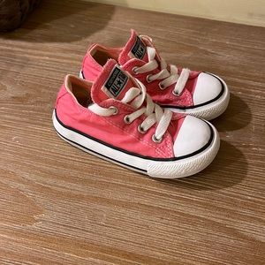 Pink Converse size 6c